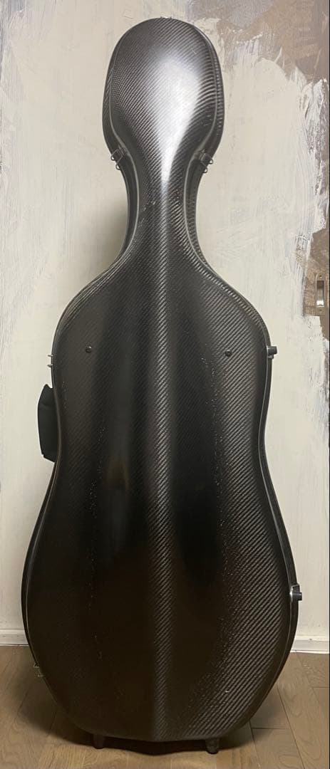 伝統と信頼のドイツGEWA製カーボンチェロケース。