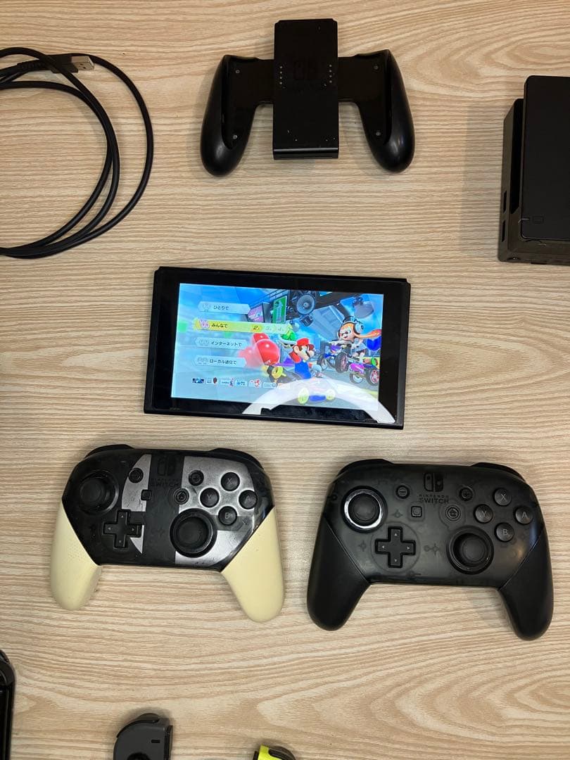 Nintendo Switch 本体と付属品一式『ジャンク』