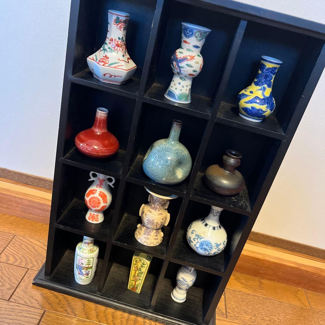 最終処分特価レア小型花瓶や一輪挿し飾り小壺十二個セット専用棚付きインテリア超お得