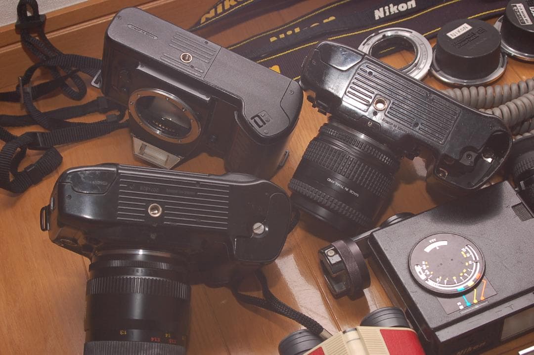【片付け】Nikon 一眼レフカメラ、アクセサリー大量セット