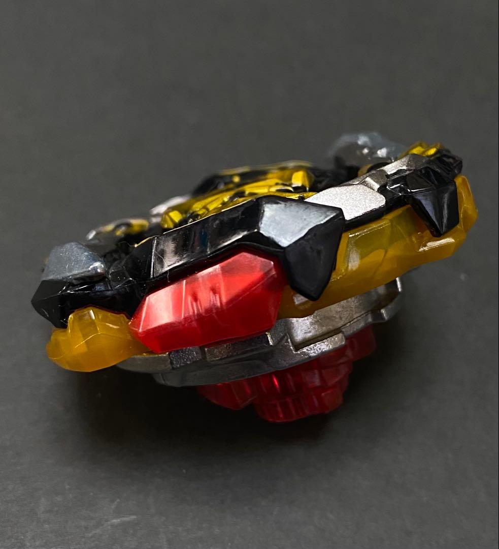 【 超美品 】 超Zアキレス.00.Dm ブラックVer. ベイブレードバースト