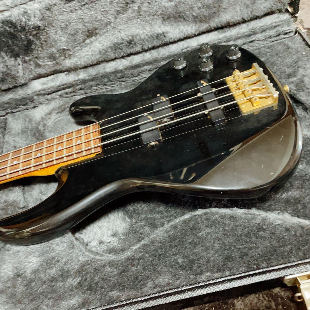 Eシリアル　Fender / PJR65 Jazz Bass Special