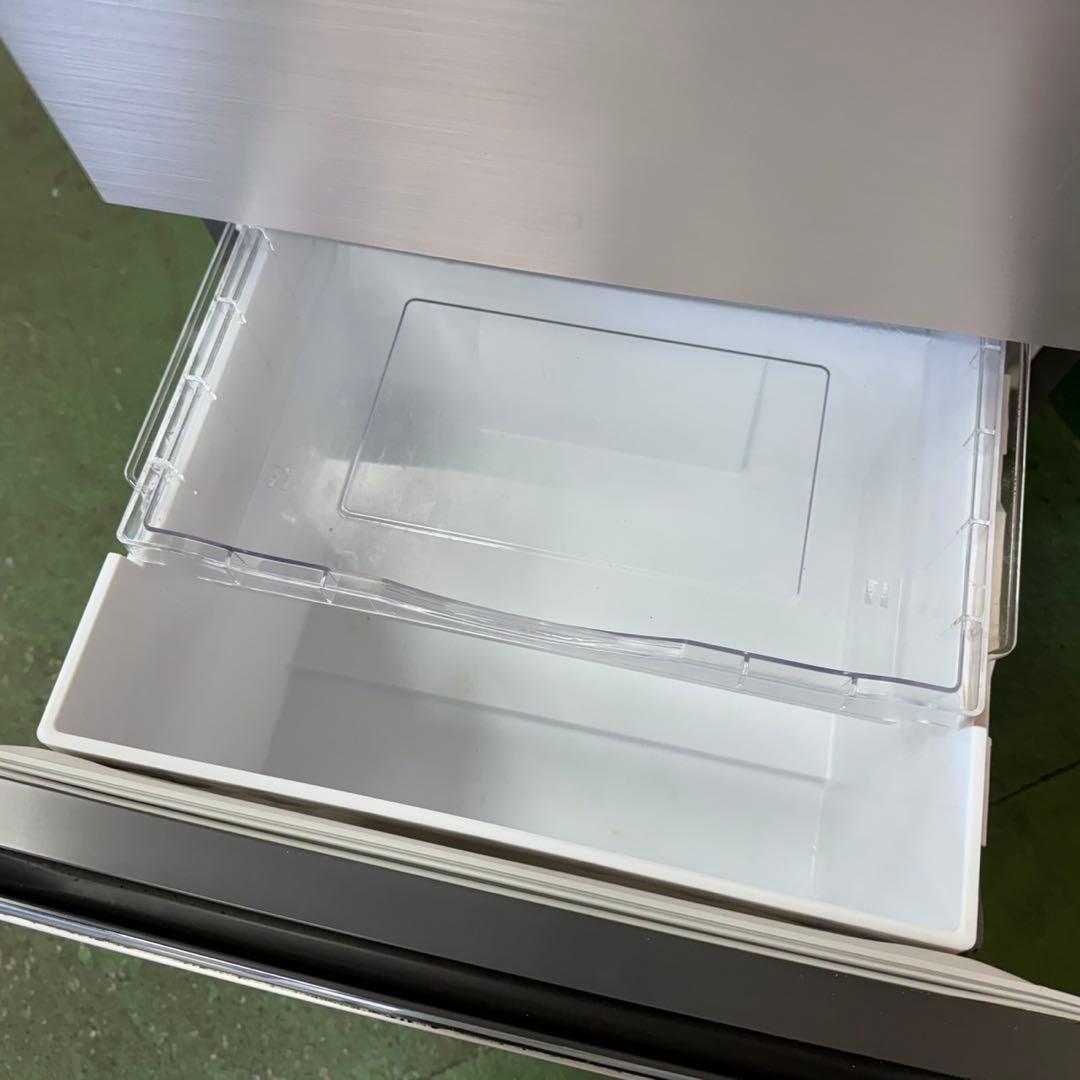 289 日立　大型冷蔵庫　300L強　小型　家庭用　右開き　訳あり　シルバー