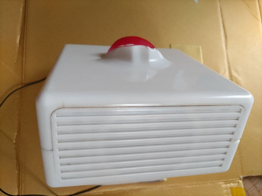 再値下げBlabbermouth(おしゃべりな)ラジオ 古く珍しい40年前の製品