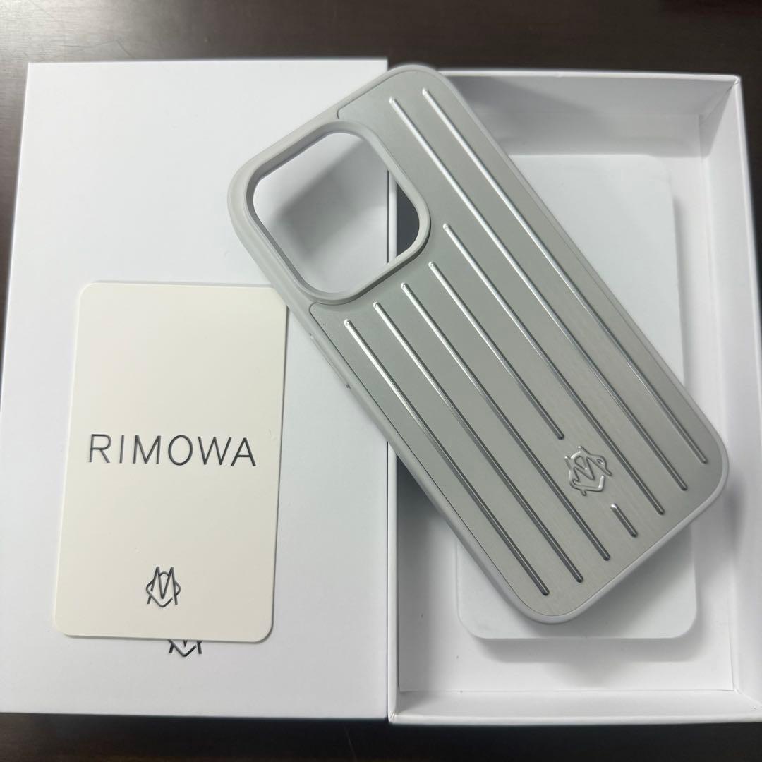 未使用 RIMOWA iPhone14pro用ケース シルバー