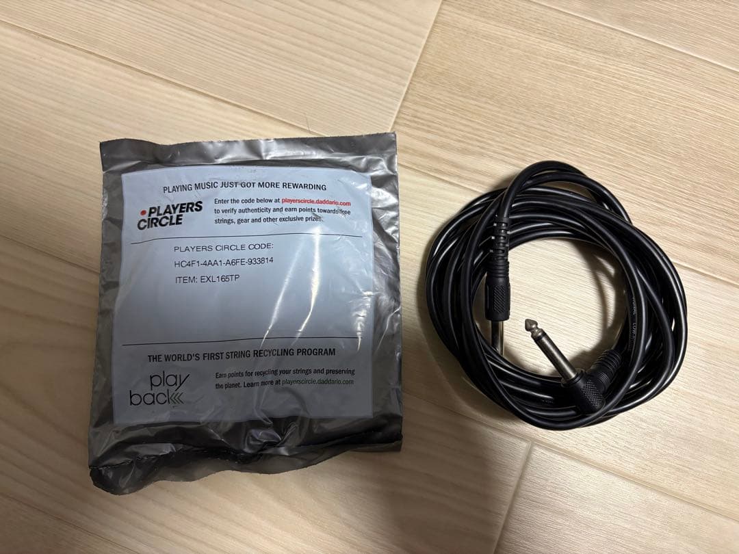 エレキベース Epiphone Thunderbird ホワイト