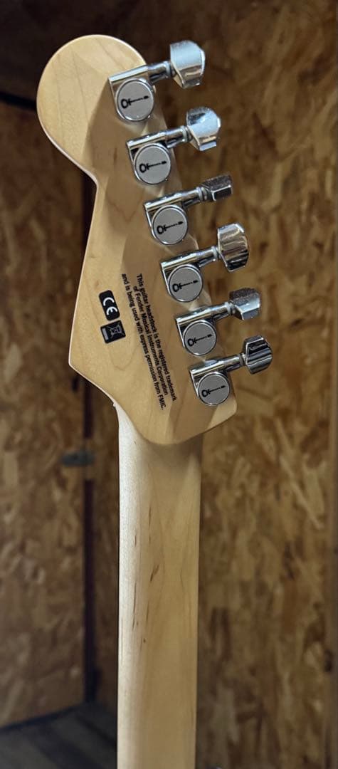 ベ*ト様 ハードロック　メタラー御用達 シャーベル　フロイドローズ付きストラト