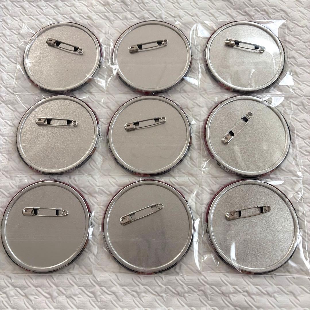 ワンピース　メタル缶バッジ　カタクリ