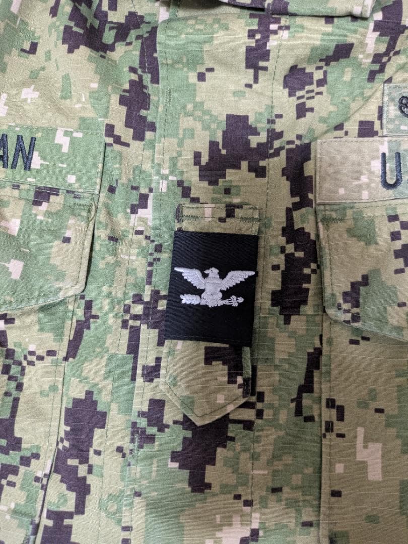 【美品】US NAVY アメリカ海軍 戦闘服 ジャケット 階級章ワッペン付き