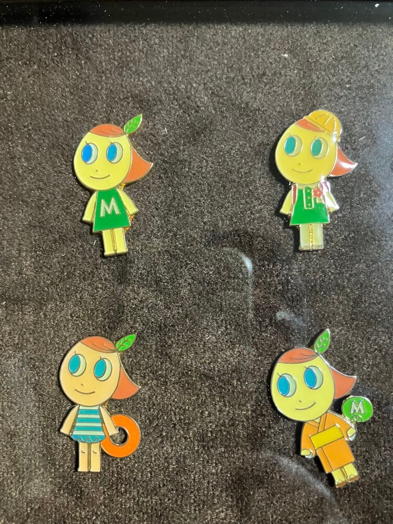 ミドリ電化　ミドリちゃんピンバッジ12種コンプリートケース