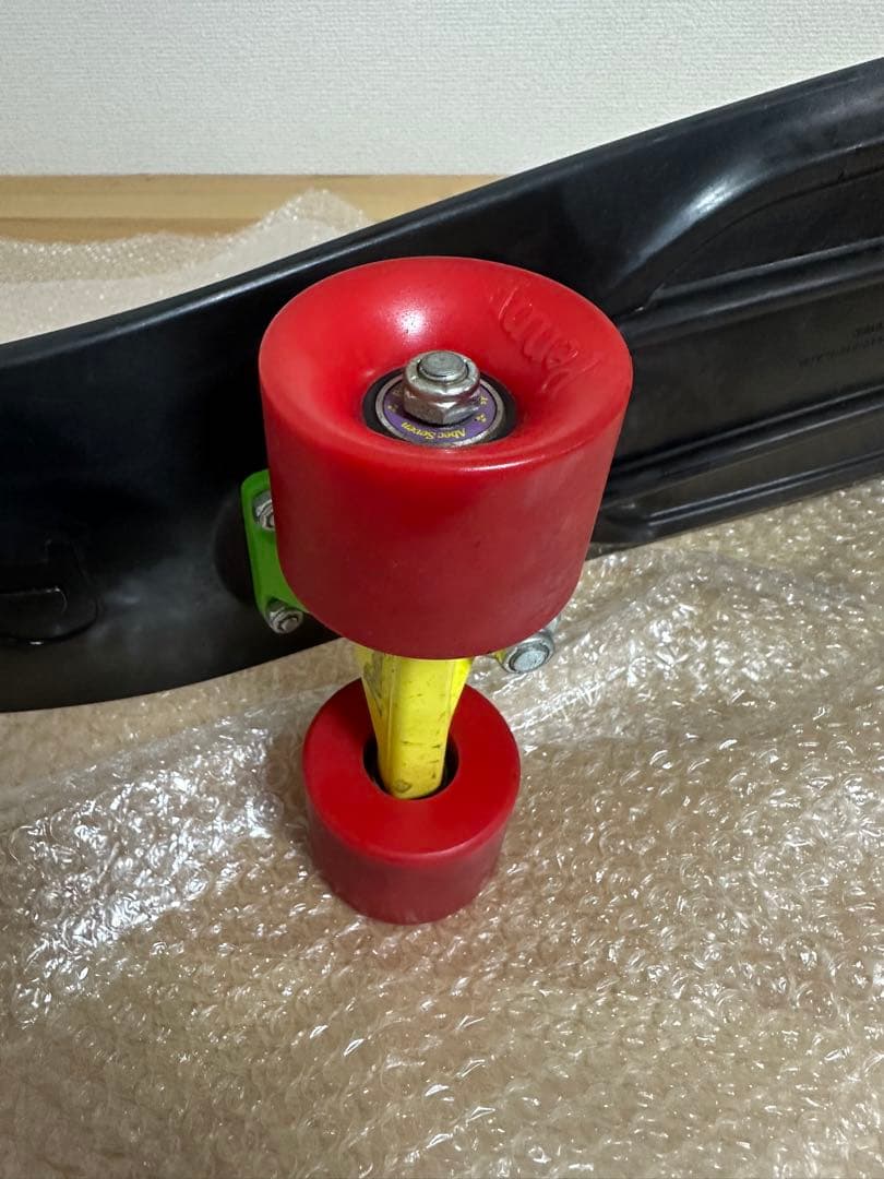 早い者勝ち ペニースケートボード ブラック ラスタカラー 27inch