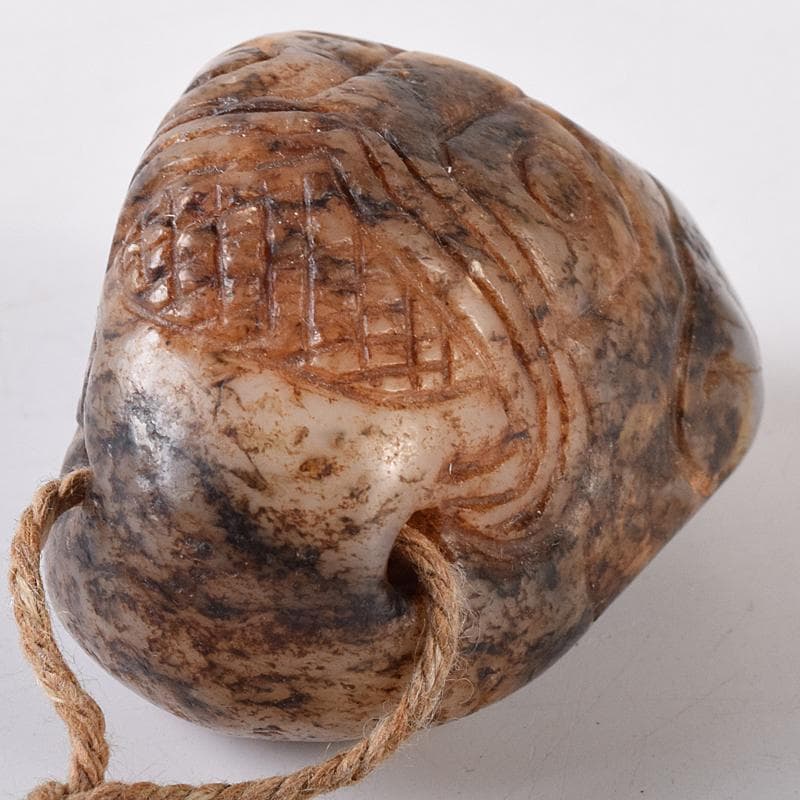 中国　玉石彫刻　漢詩刻　根付　紙鎮　置物　C　8331E