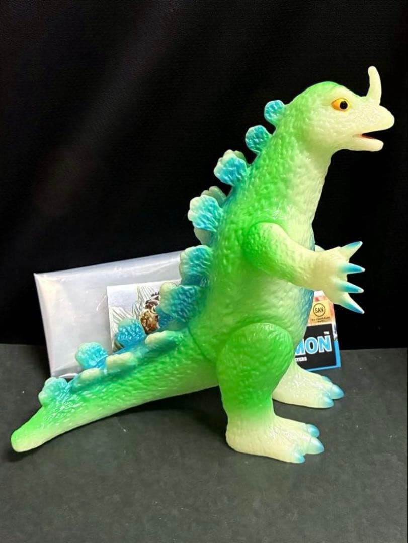 ■マルサン マルモン キングゴドラス ソフビ 蓄光