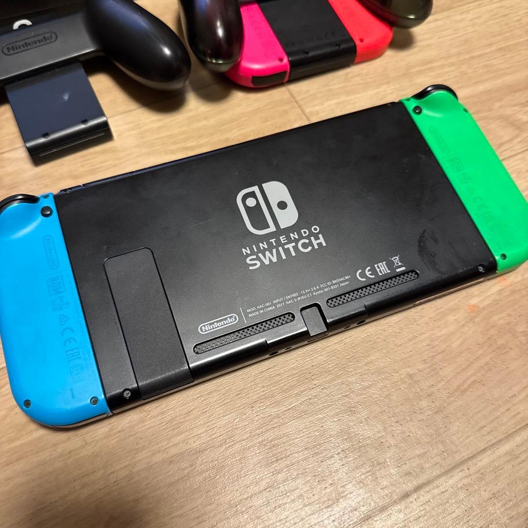 Nintendo Switch 本体 グリーン・ブルー・ピンク・ブラック
