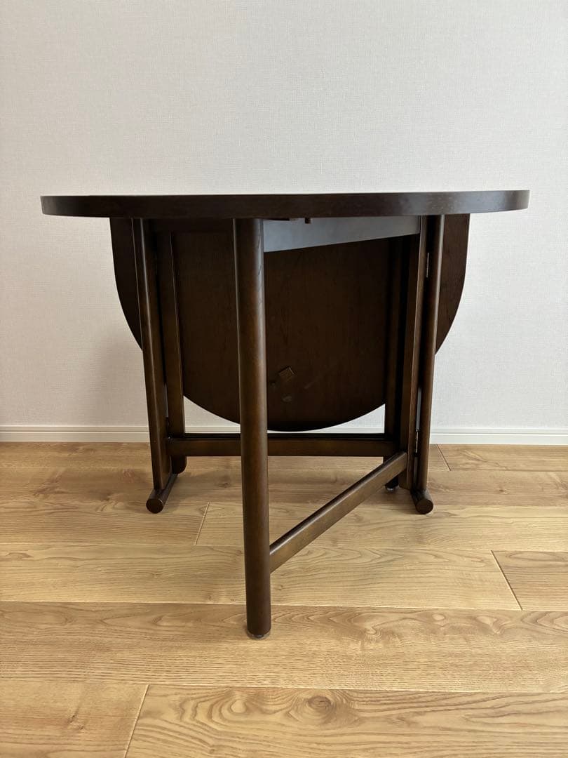 ダークブラウン楕円形折りたたみテーブル