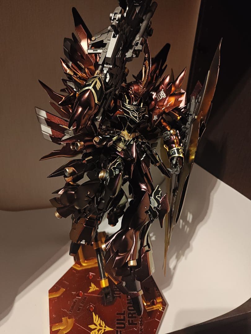 ガンプラ　塗装済み完成品　修正改造　シナンジュ　MG