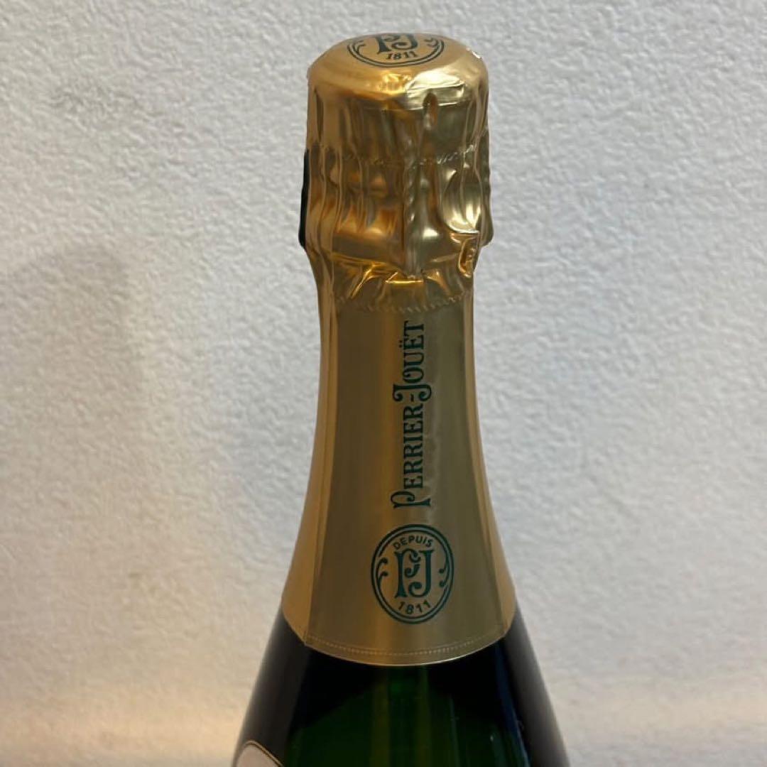 NA4685 未開栓! PERRIER JOUET ベルエポック シャンパン