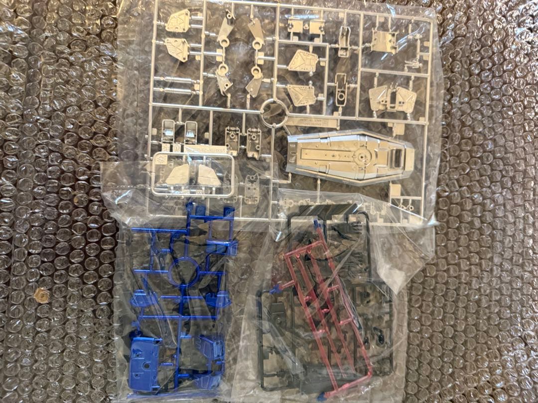 RX-78-2[ガンダム2号機]1/100スケールコーティングバージョン