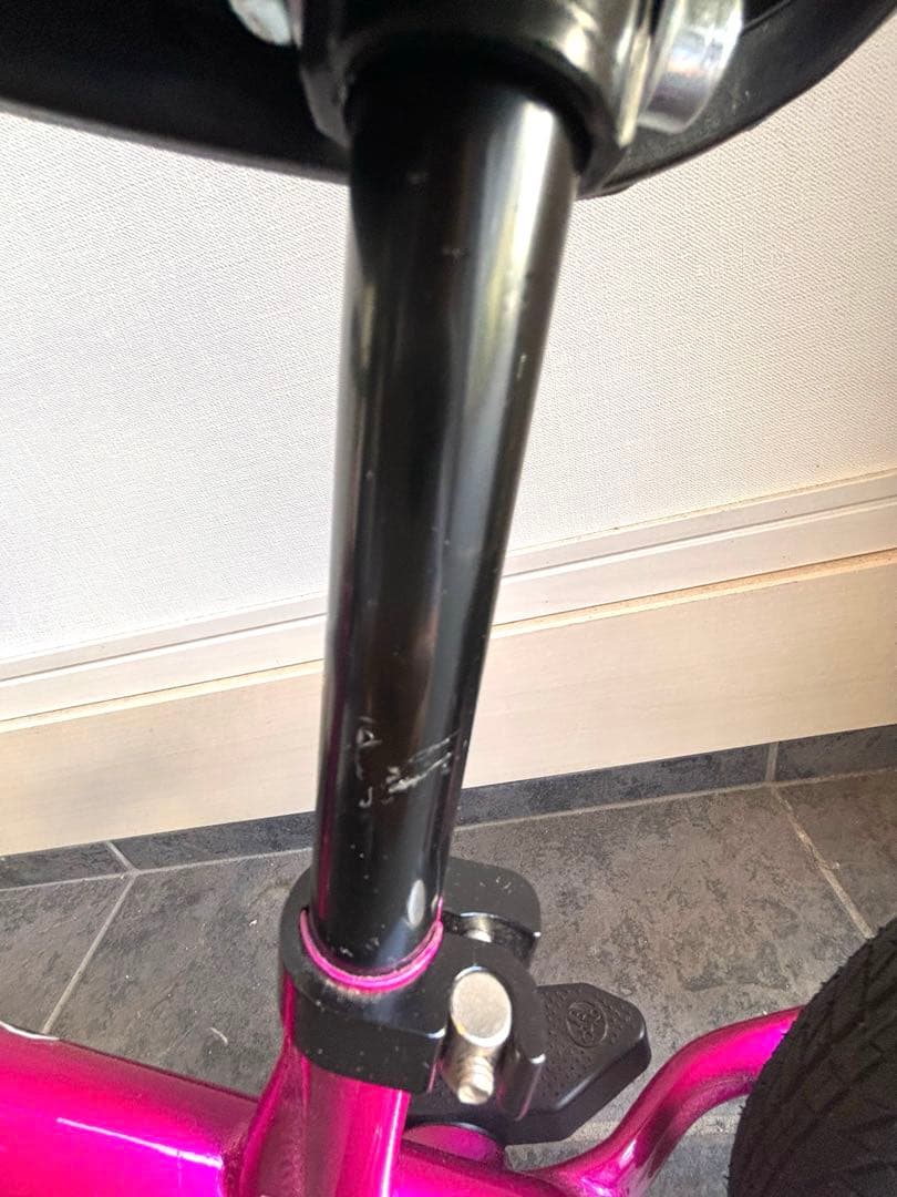 STRIDER 14X ストライダー ピンク　美品 未使用ペダル付き