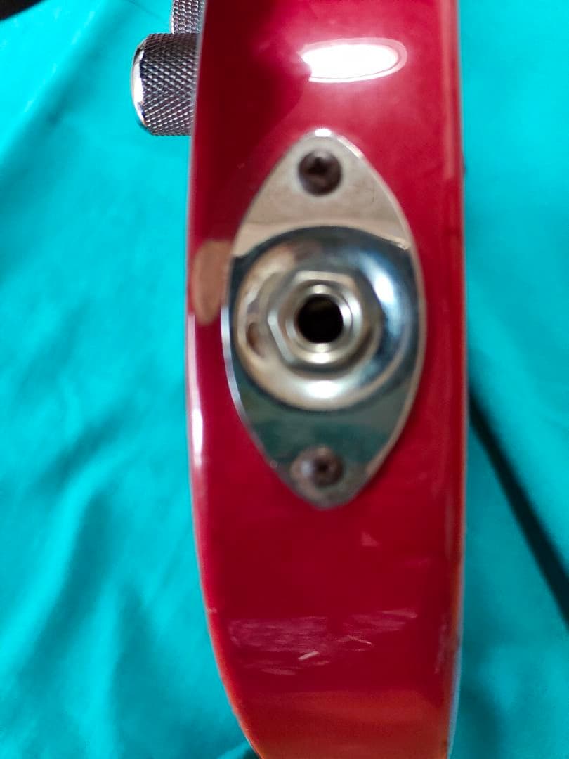 Grass Rootsフロイトローズ ブリッジモデル エレキギター レッド