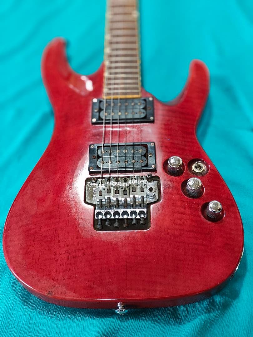 Grass Rootsフロイトローズ ブリッジモデル エレキギター レッド