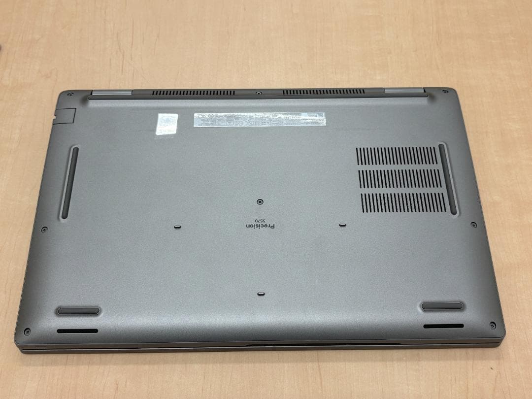 Windowsノート本体 DELL Precision i7/32GB/512GB/NVIDIA T550