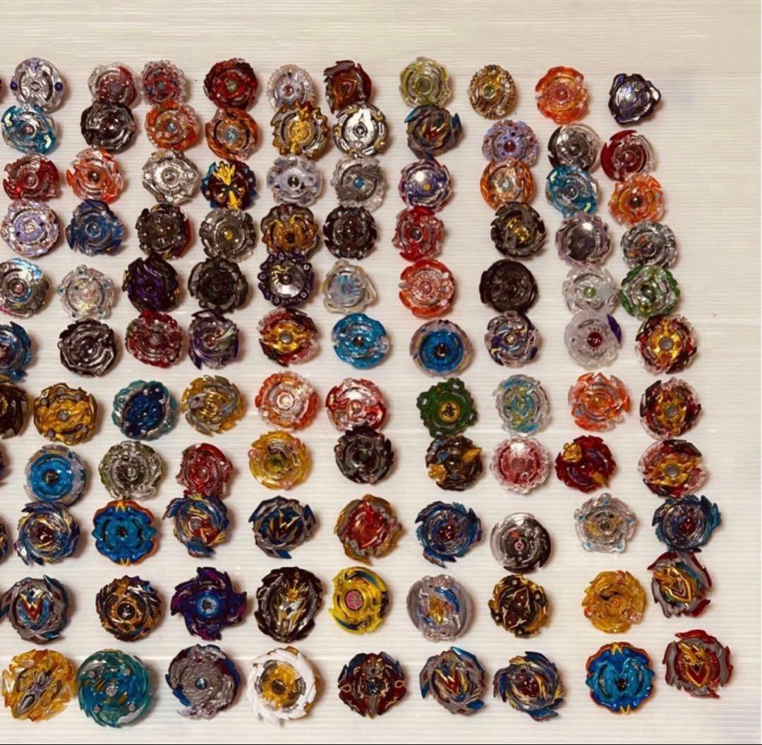 まとめて ベイブレードバースト 165個以上 ランチャー パーツ スタジアム付き