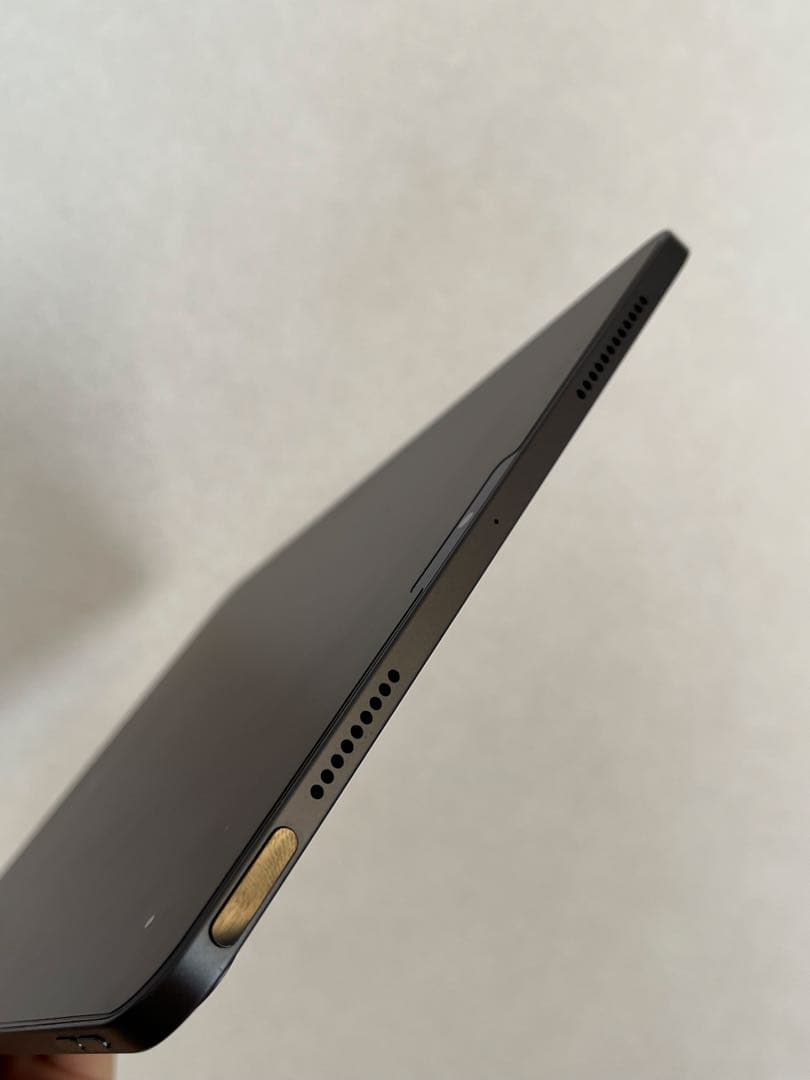 Apple iPad Air(第5世代) スペースグレー 本体