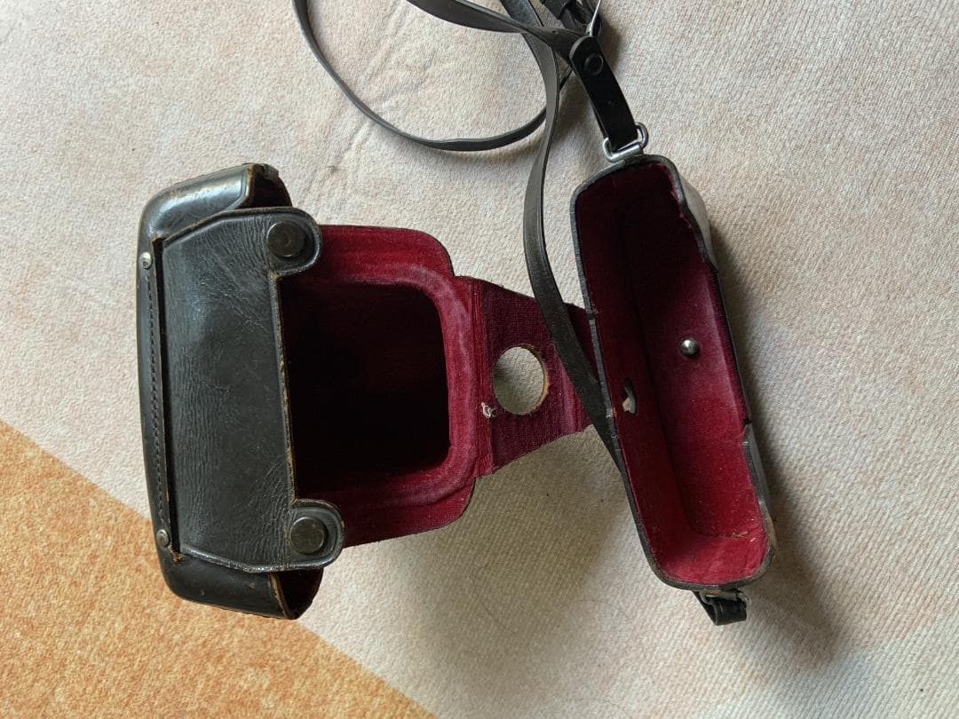 Minolta SR-7 一眼レフカメラとカメラケース