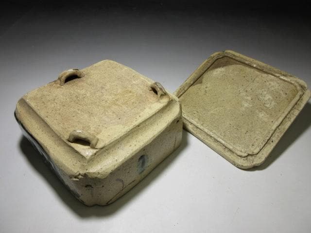 北大路魯山人 於里辺 蓋物／黒田陶々庵 識有り／共箱