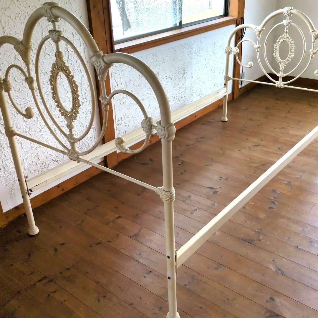 ローラーアシュレイ アイボリー シングルベッドフレーム