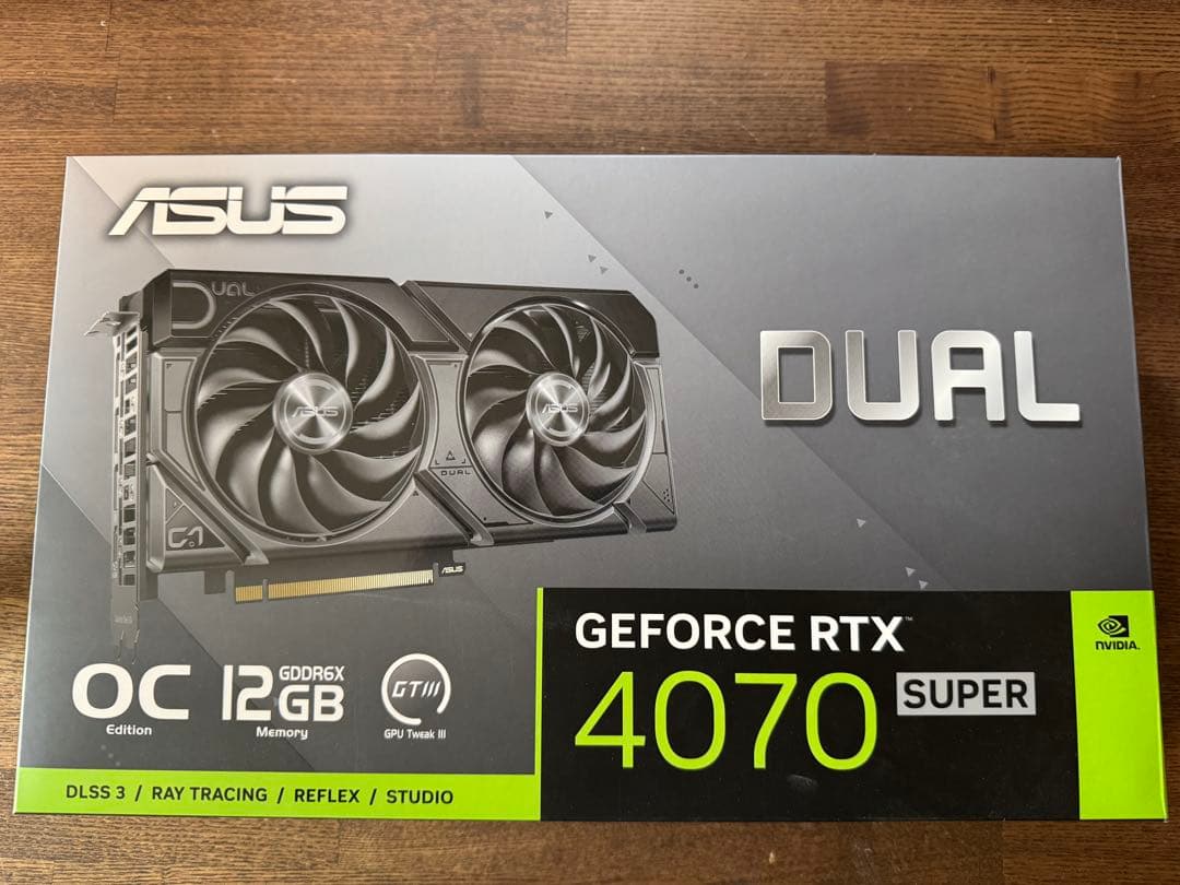 グラフィックボード・グラボ・ビデオカード ASUS GeForce RTX 4070 Super OC 12GB