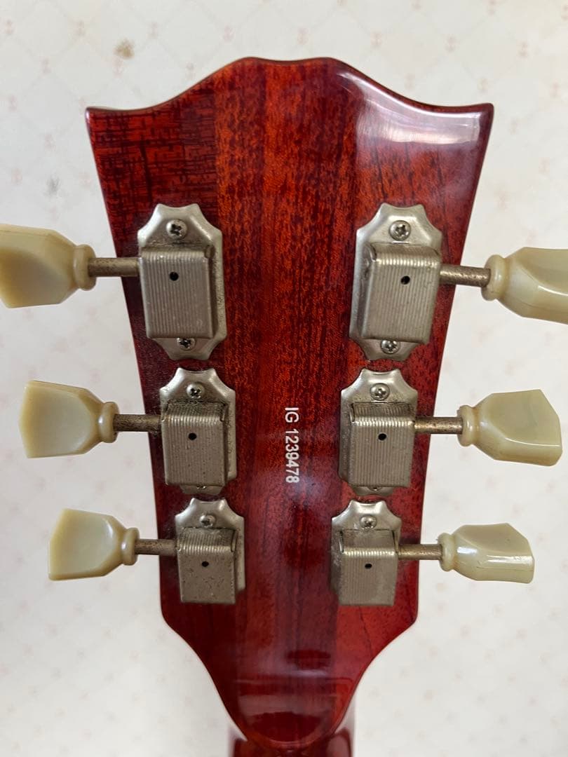 GR 限定モデル アンプ内蔵ギター オレンジ