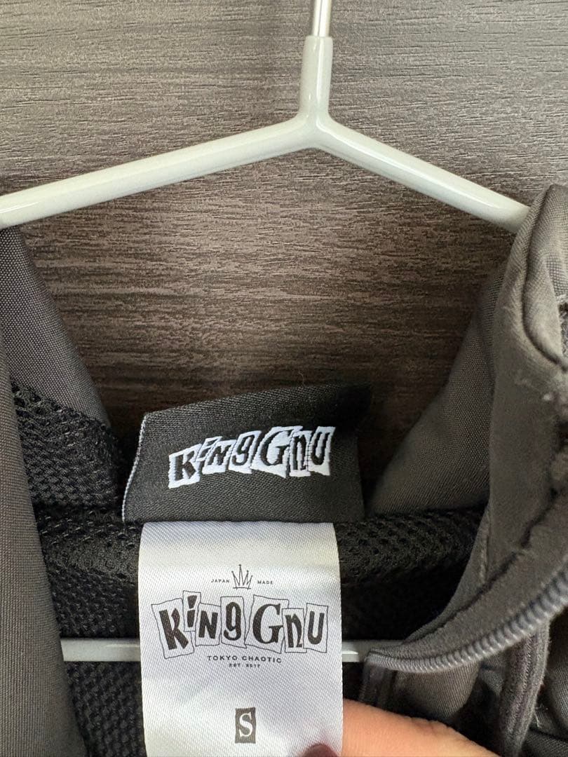 King Gnu LOGO ANORAK JACKET ブラックS