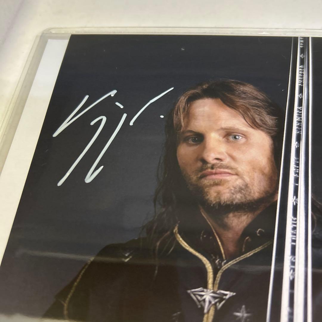 ヴィゴ・モーテンセン 直筆入りサインフォト ロード・オブ・ザ・リング アラゴルン