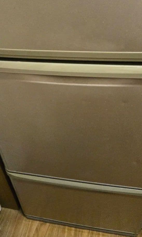 シャープ　冷蔵庫　350リットル　両開き