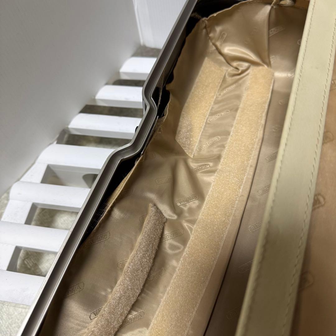 リモワ リンボ 27L (要修理)