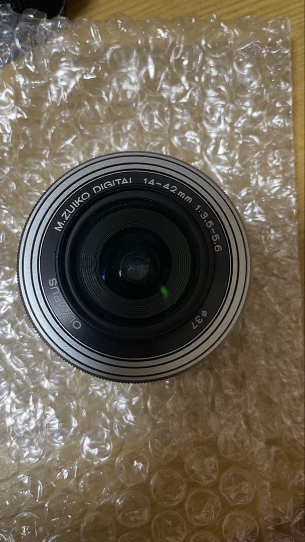 OLYMPUS OM-D E-M10 MarkⅢ ダブルズームキット シルバー