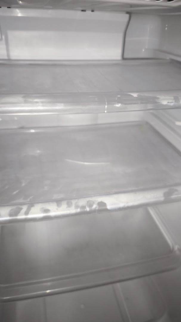 三菱 ノンフロン冷蔵庫 MR-14M-W 136L