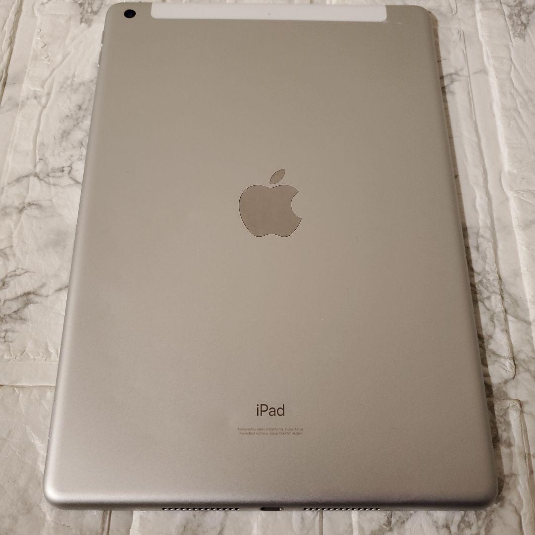 248 iPad 7世代 128GB SIMフリー シルバー
