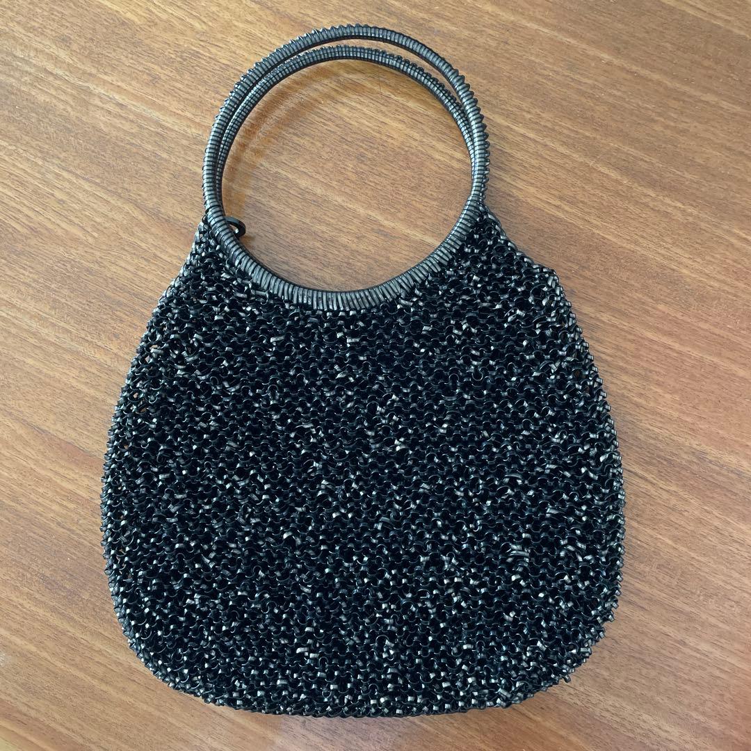 ANTEPRIMA ラウンドワイヤーバッグ 黒