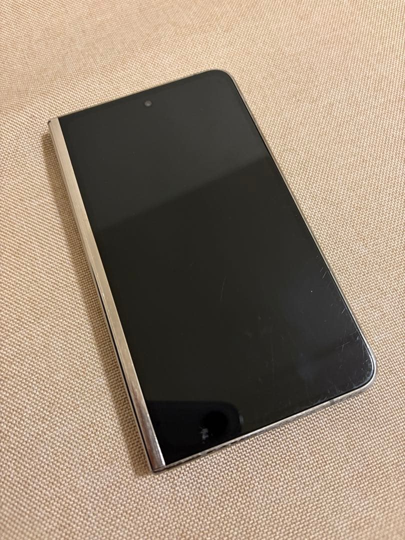 Google Pixel Fold (初代) 本体