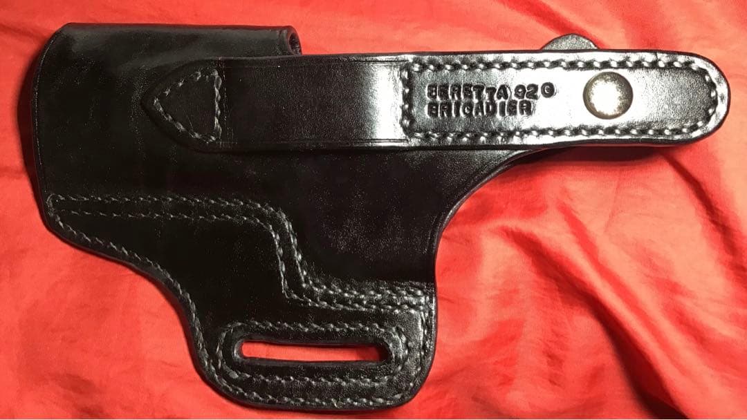 ベレッタ製　実物ベレッタM92用ブリガディアスライド対応ホルスター　未使用品