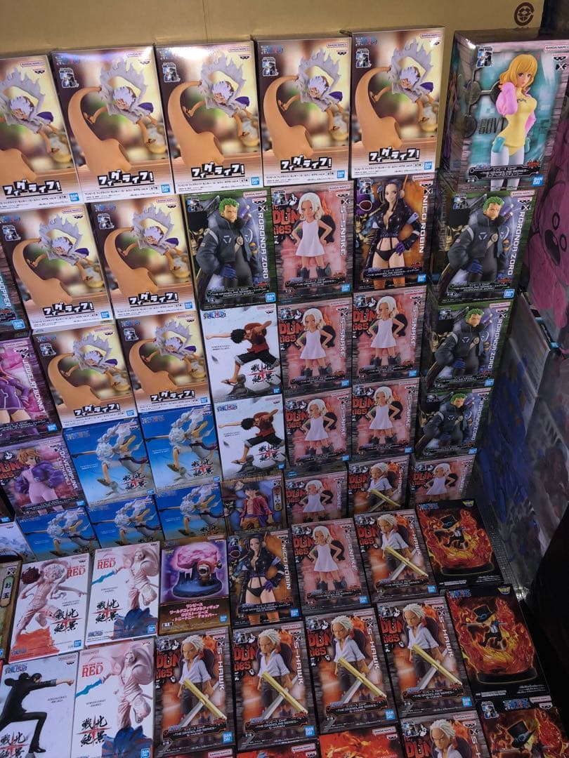 ワンピース　フィギュア　ニカ　ゾロ　ルフィ　Sスネーク　エッグヘッド　98個