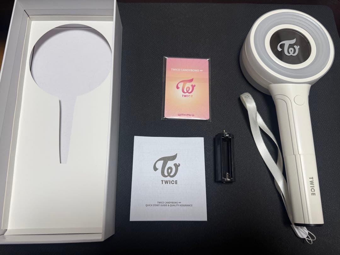 TWICE ペンライト トレカ付き