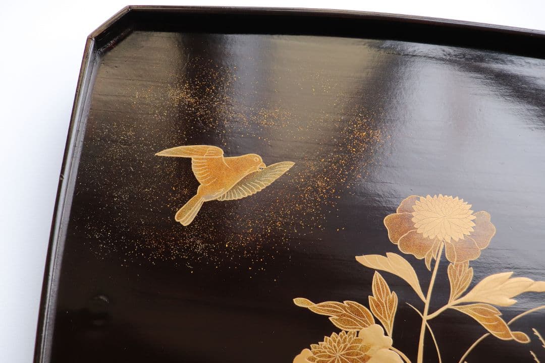 CH74 時代木製漆器 花鳥金蒔絵 黒塗吸物膳 五客 足付 隅切四方膳 盆 梨地