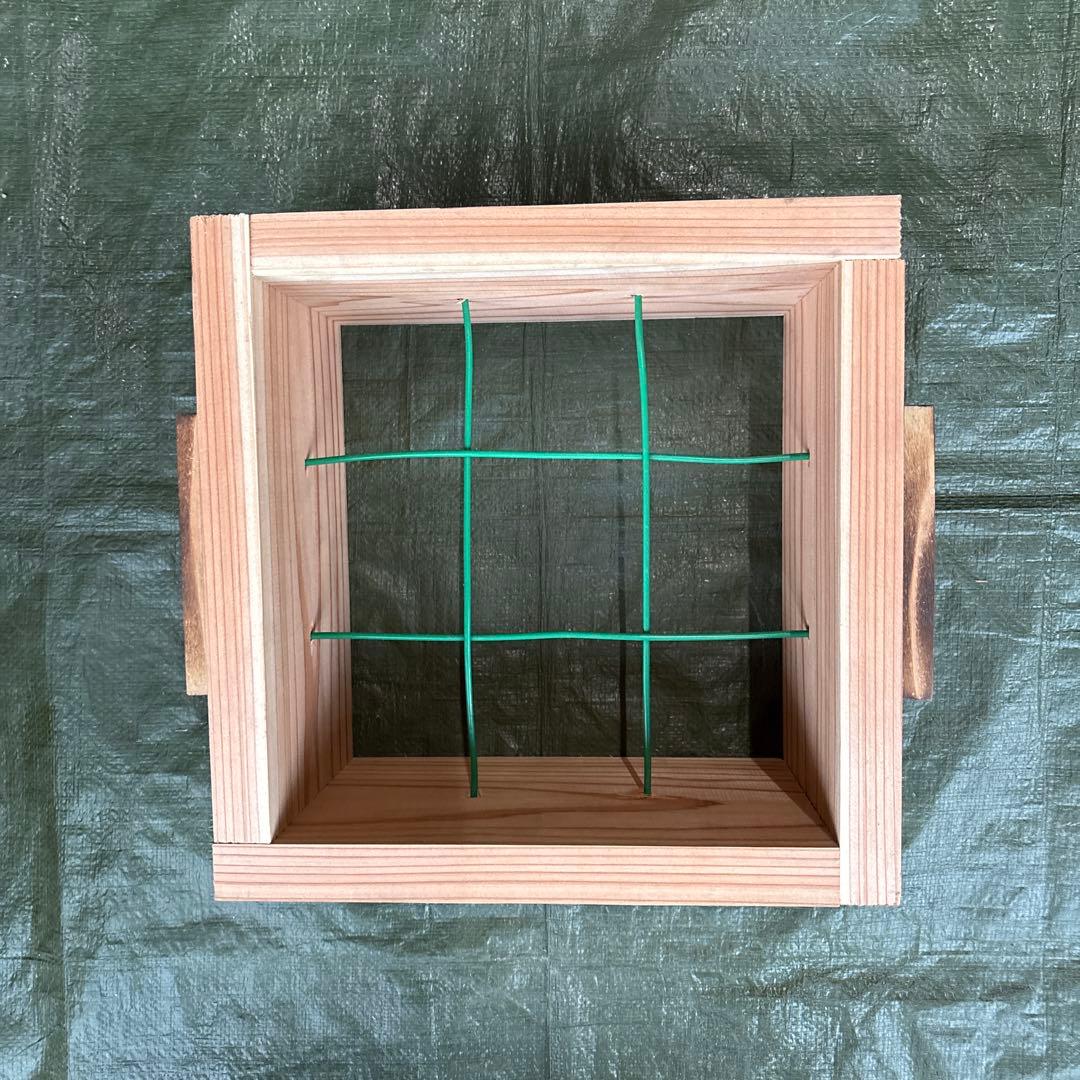 ミツバチ巣箱　25ーB−158