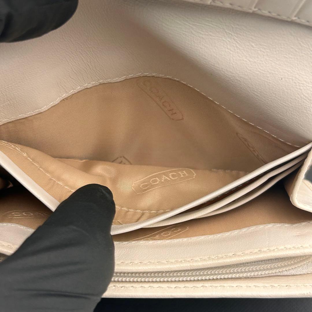 ✨美品✨ COACH コーチ 二つ折り財布 ホワイト シグネチャー 折り財布