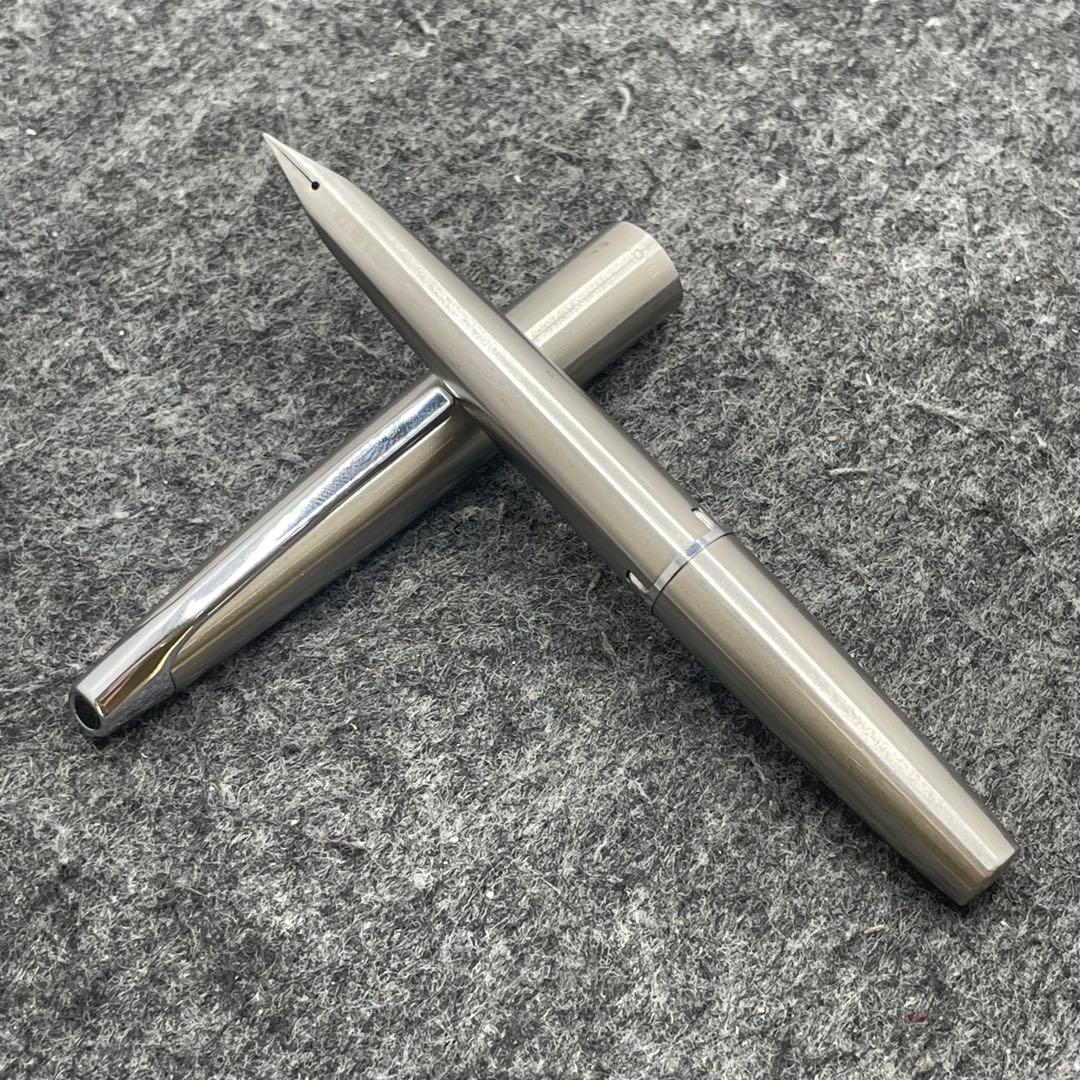 PE833□PILOT パイロット 万年筆 ミュー ステンレス 短軸