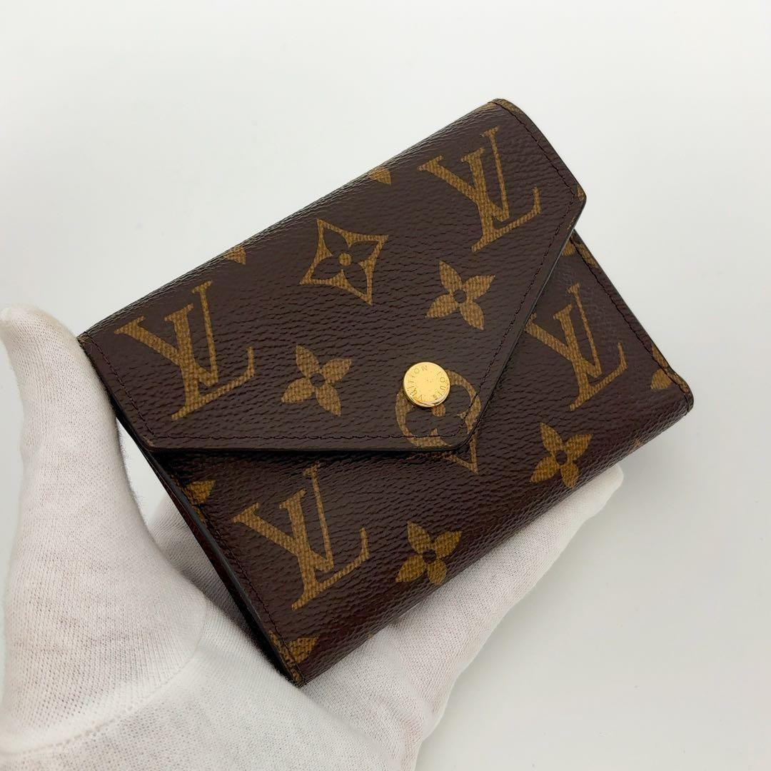 現行モデル★綺麗★ルイヴィトン モノグラム ヴィクトリーヌ 三つ折り財布